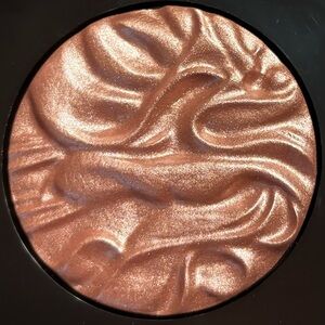 Laura Mercier Face Illuminator Powder